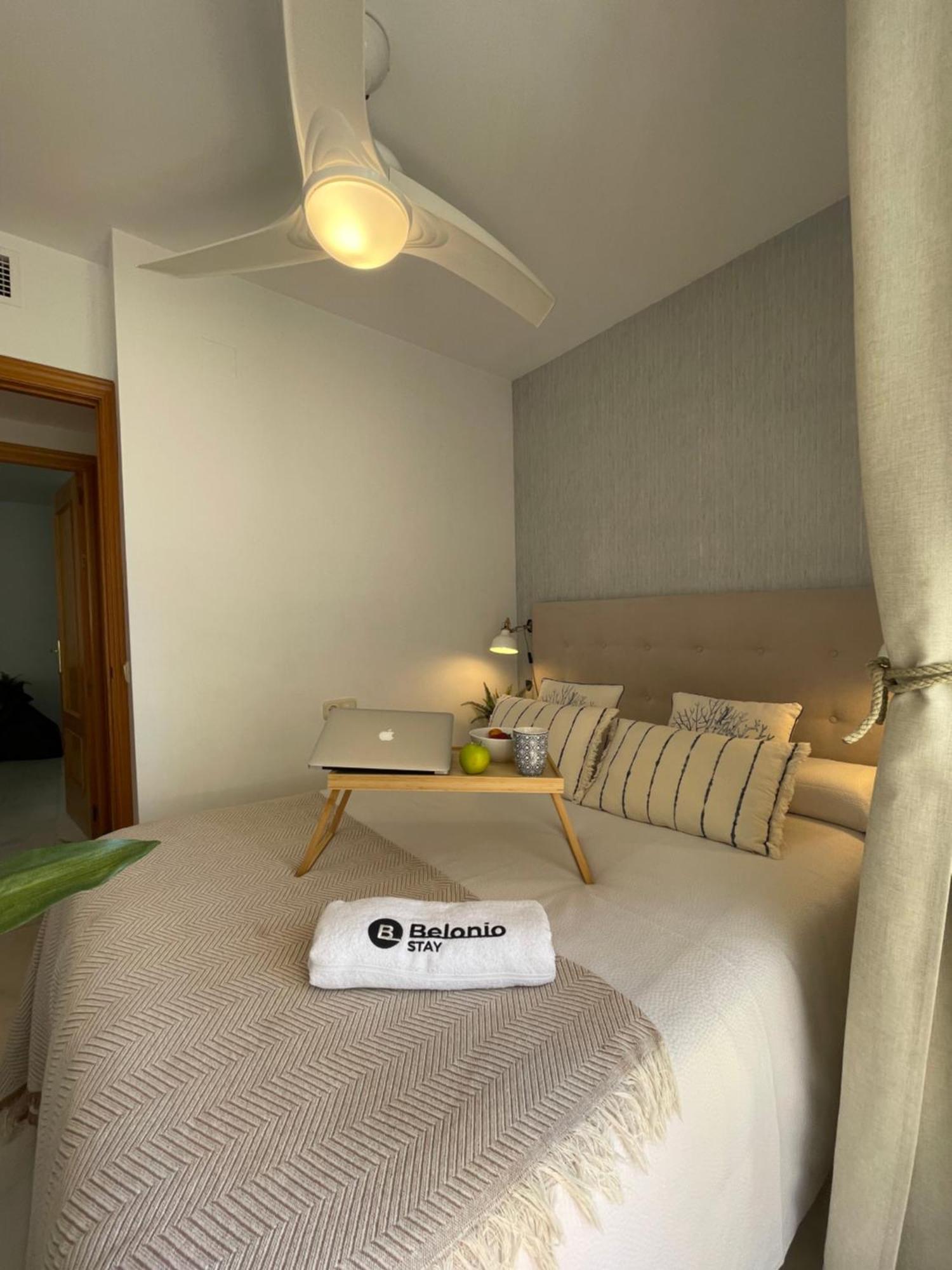 Fuengirola Beach Apartment By Stay Belonio Exteriör bild