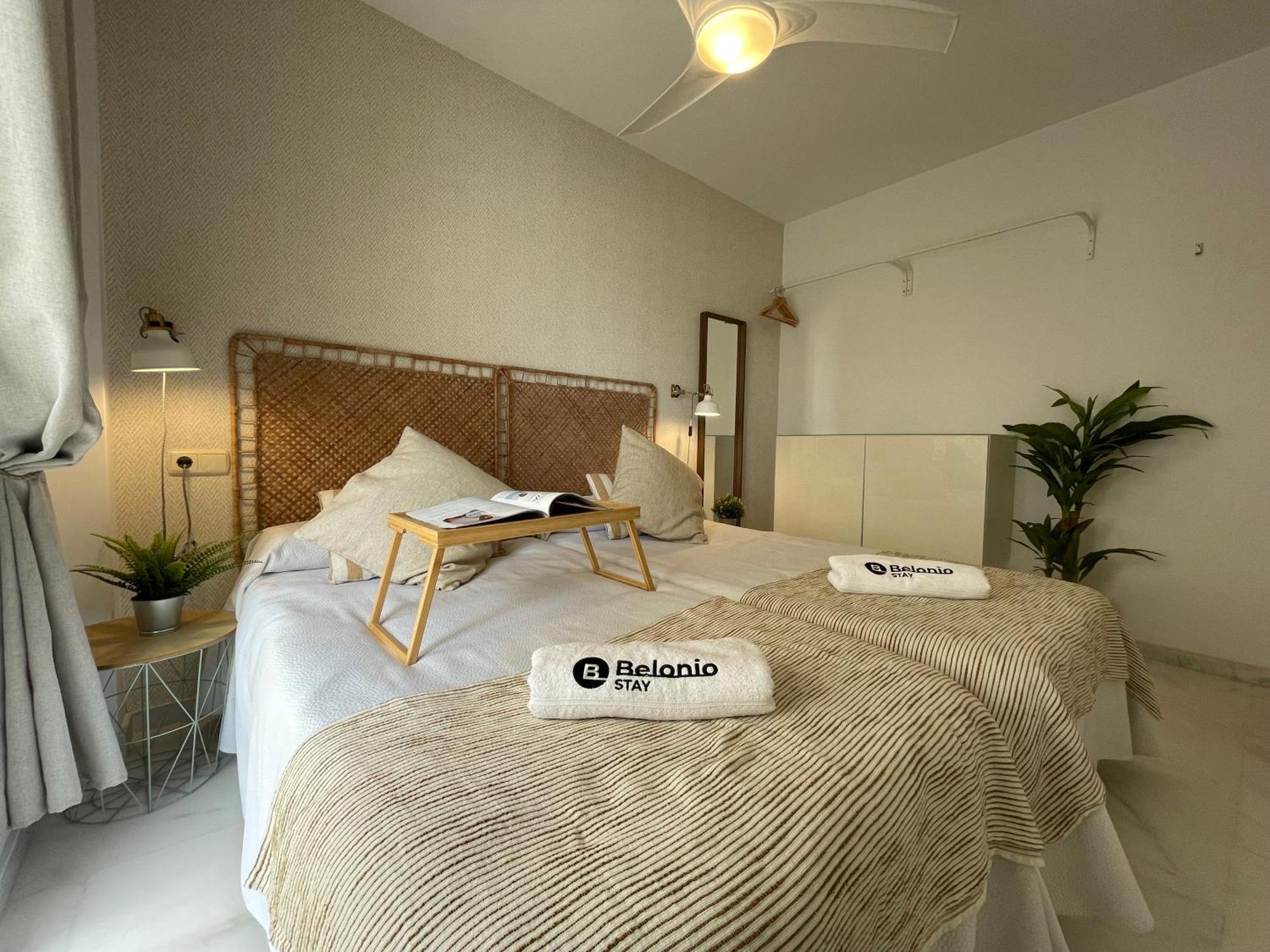 Fuengirola Beach Apartment By Stay Belonio Exteriör bild