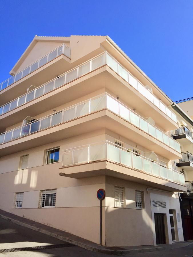 Fuengirola Beach Apartment By Stay Belonio Exteriör bild