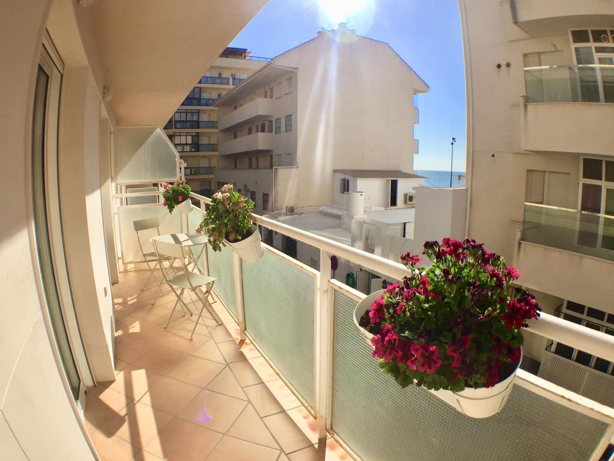 Fuengirola Beach Apartment By Stay Belonio Exteriör bild